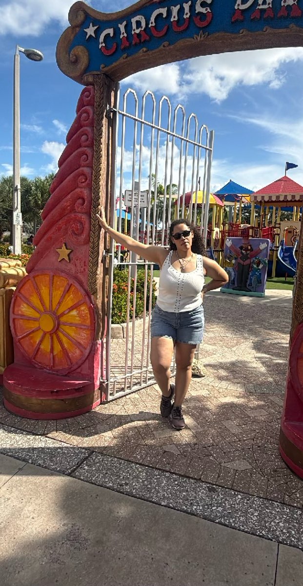 Sarasota Downtown Scavenger Hunt scavenger hunt photos