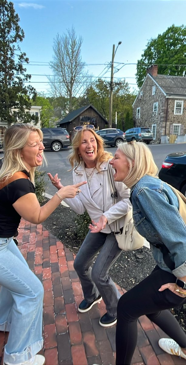 New Hope Bar Crawl scavenger hunt photos