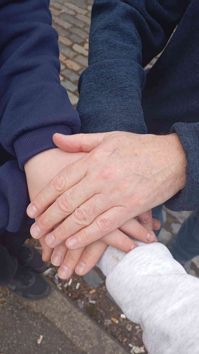 team building scavenger hunt