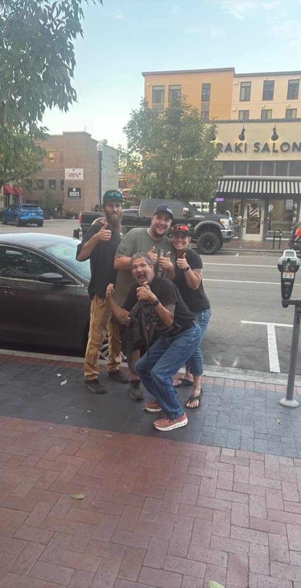 team building scavenger hunt