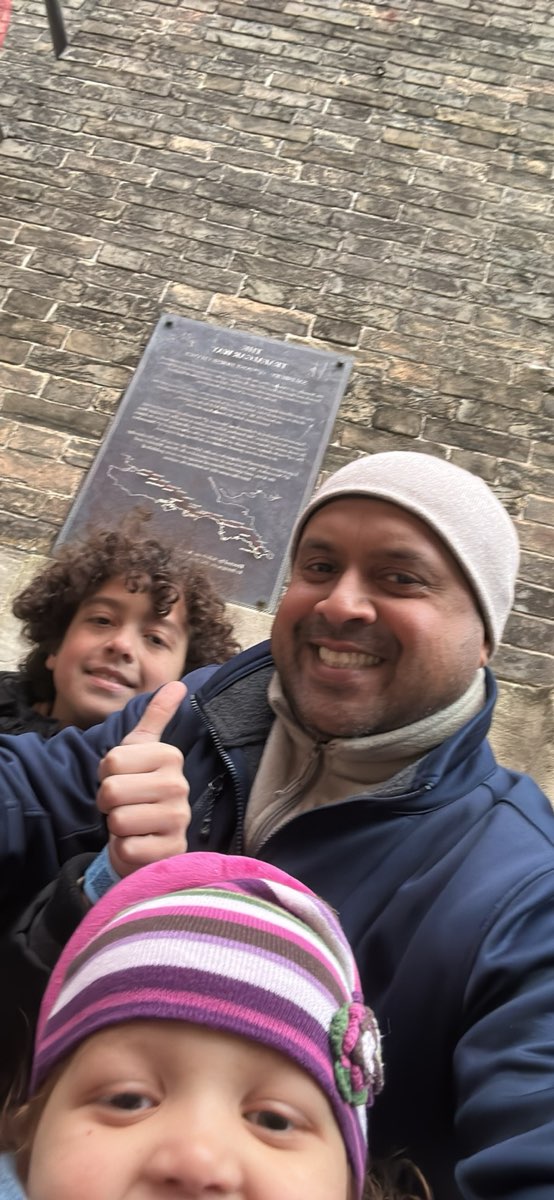 &Fcy;&ocy;&tcy;&ocy;&gcy;&rcy;&acy;&fcy;&icy;&icy; &scy; &ocy;&khcy;&ocy;&tcy;&ycy; &zcy;&acy; &scy;&ocy;&kcy;&rcy;&ocy;&vcy;&icy;&shchcy;&acy;&mcy;&icy; &vcy; &Scy;&ocy;&lcy;&scy;&bcy;&iecy;&rcy;&icy;&comma; &Vcy;&iecy;&lcy;&icy;&kcy;&ocy;&bcy;&rcy;&icy;&tcy;&acy;&ncy;&icy;&yacy;