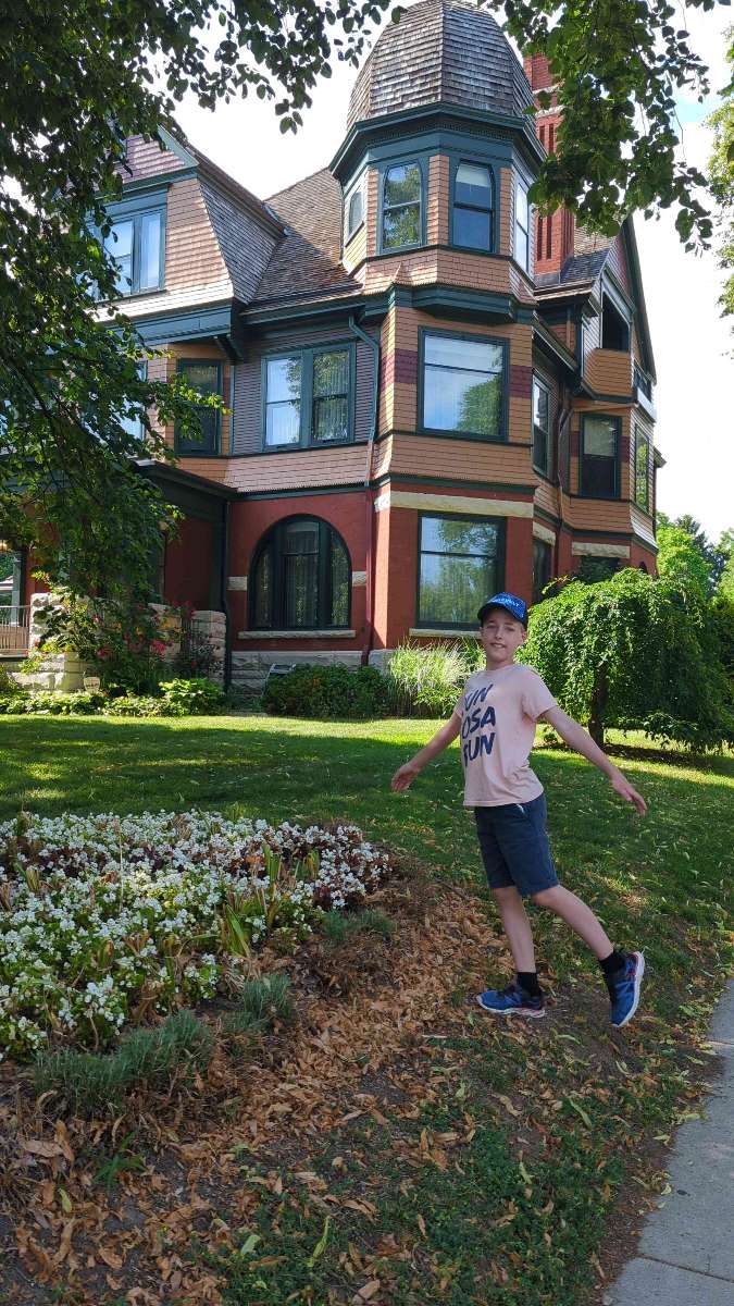 Wauwatosa Scavenger Hunt scavenger hunt photos