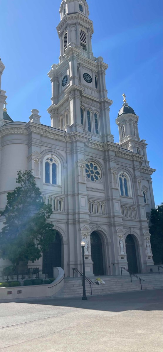 team building scavenger hunt