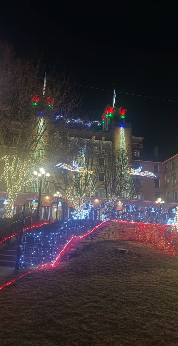 team building scavenger hunt