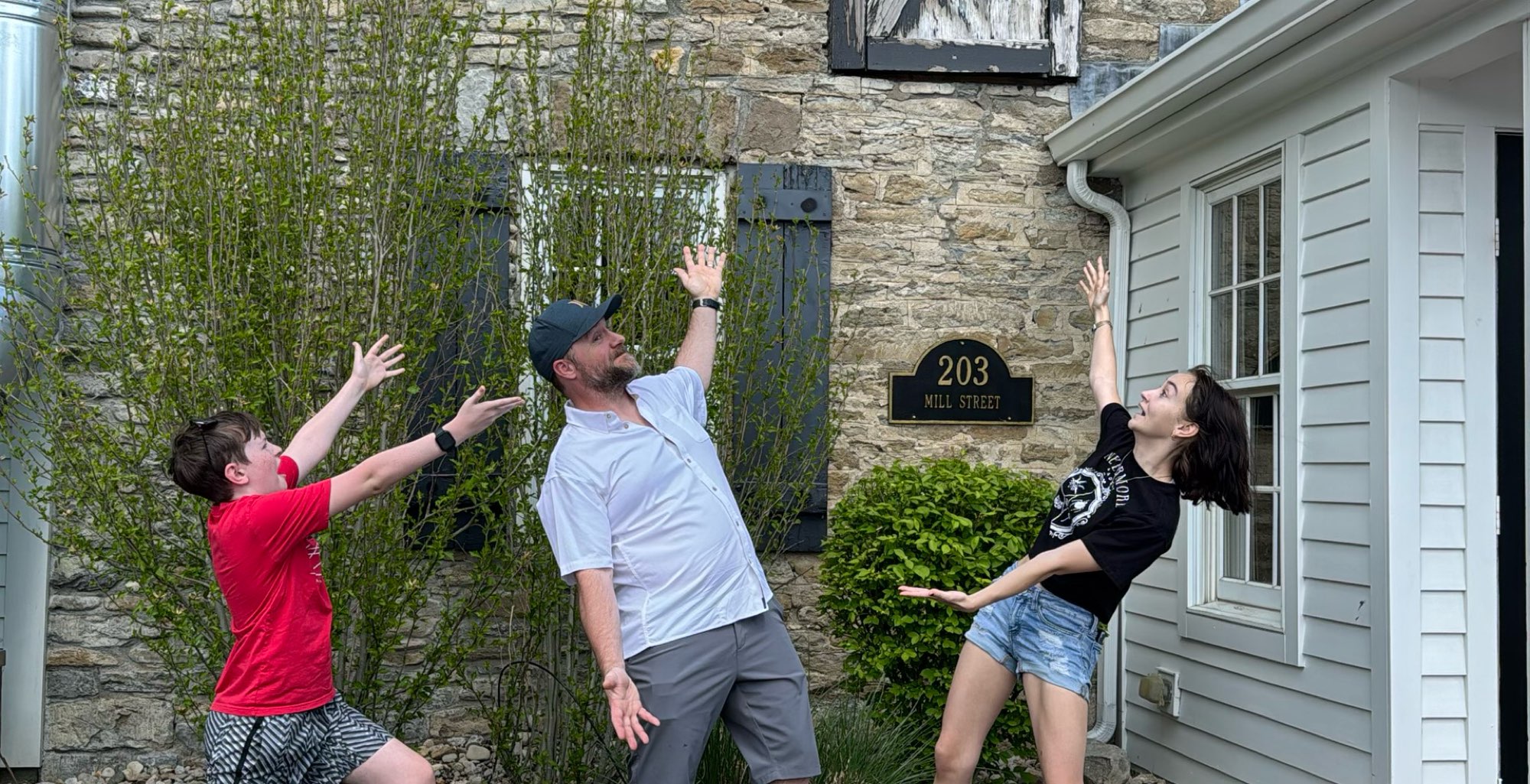 team building scavenger hunt