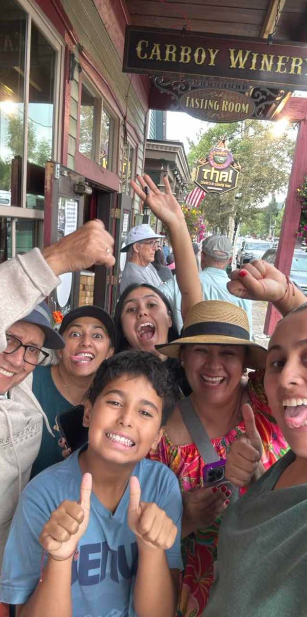 team building scavenger hunt