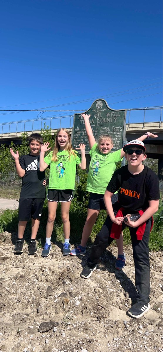 Tulsa Bar Crawl scavenger hunt photos