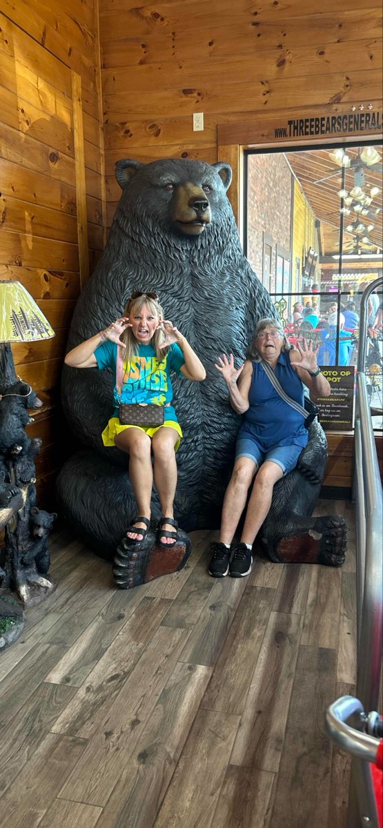 Pigeon Forge Scavenger Hunt scavenger hunt photos