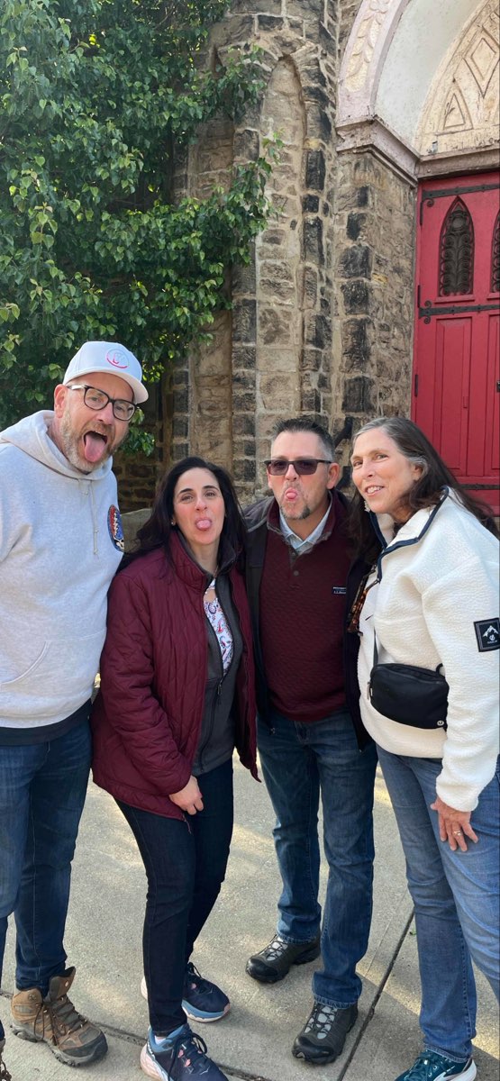 team building scavenger hunt