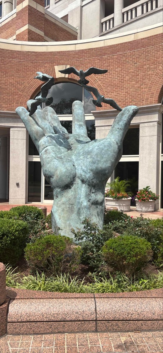 team building scavenger hunt