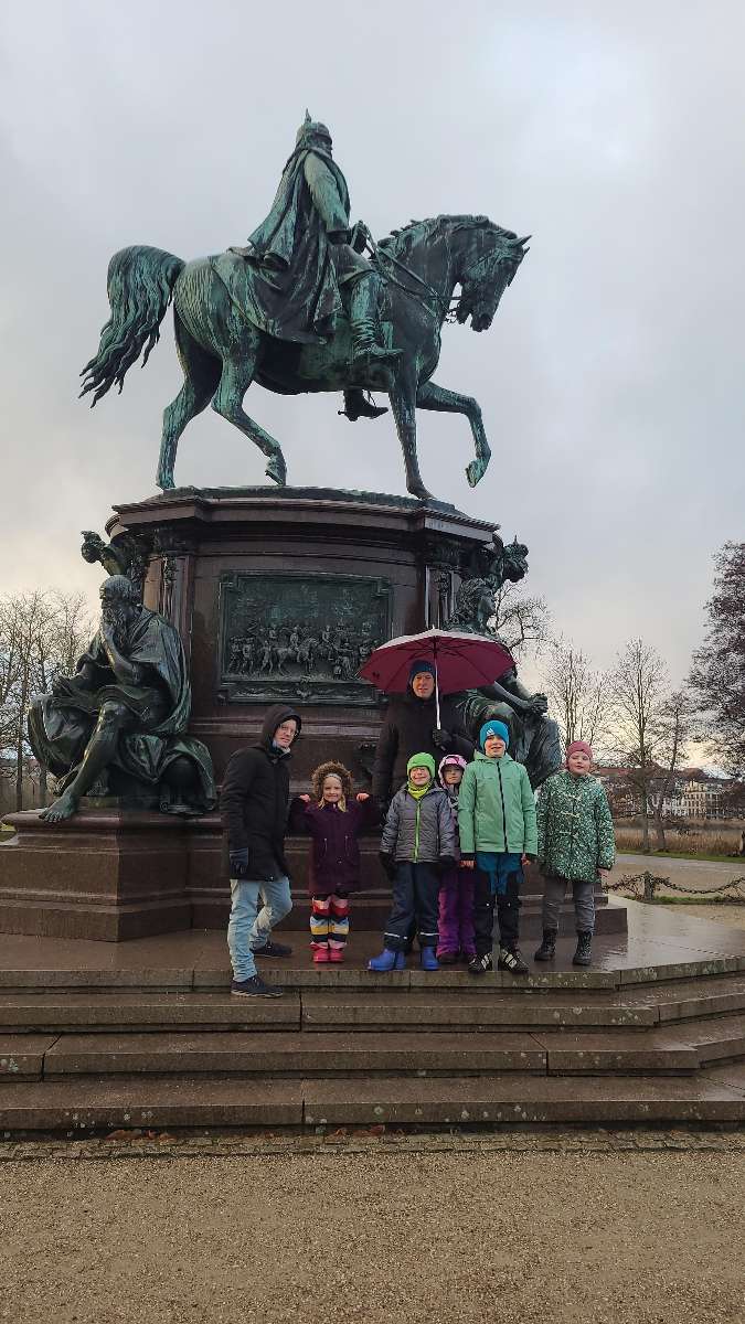 &Fcy;&ocy;&tcy;&ocy;&gcy;&rcy;&acy;&fcy;&icy;&icy; &kcy;&vcy;&iecy;&scy;&tcy;&acy; &vcy; &SHcy;&vcy;&iecy;&rcy;&icy;&ncy;