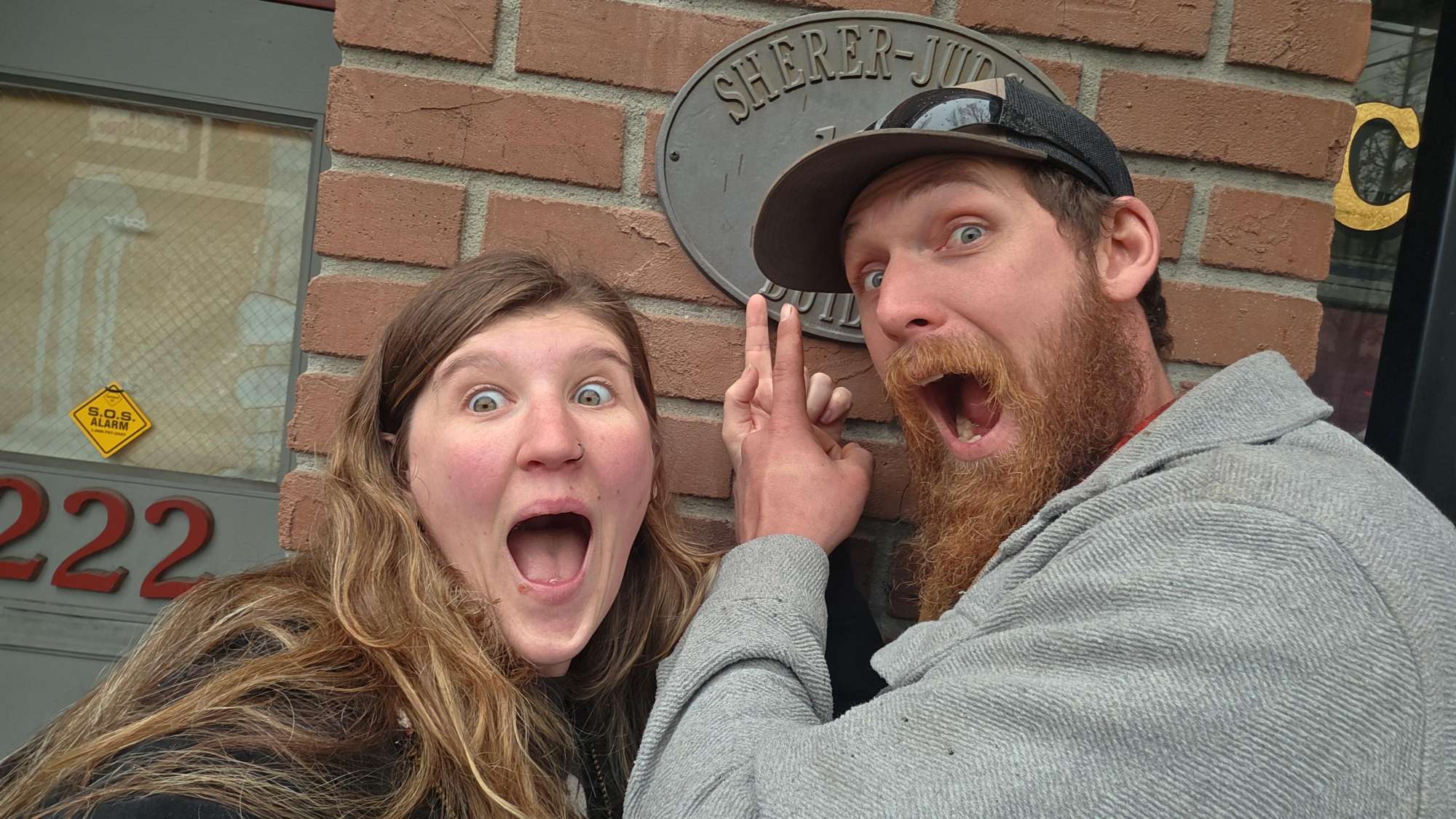 Fotografii v&acirc;n&abreve;toare de comori Grants Pass