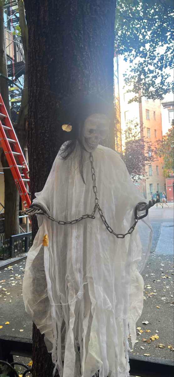 Downtown History Scavenger Hunt scavenger hunt photos