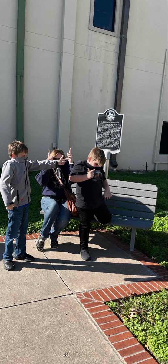 Gainesville Texas Scavenger Hunt scavenger hunt photos