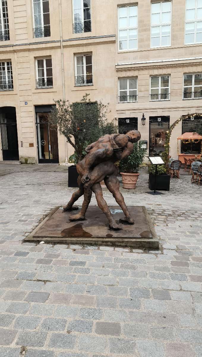 Paris France Audio Tour scavenger hunt photos