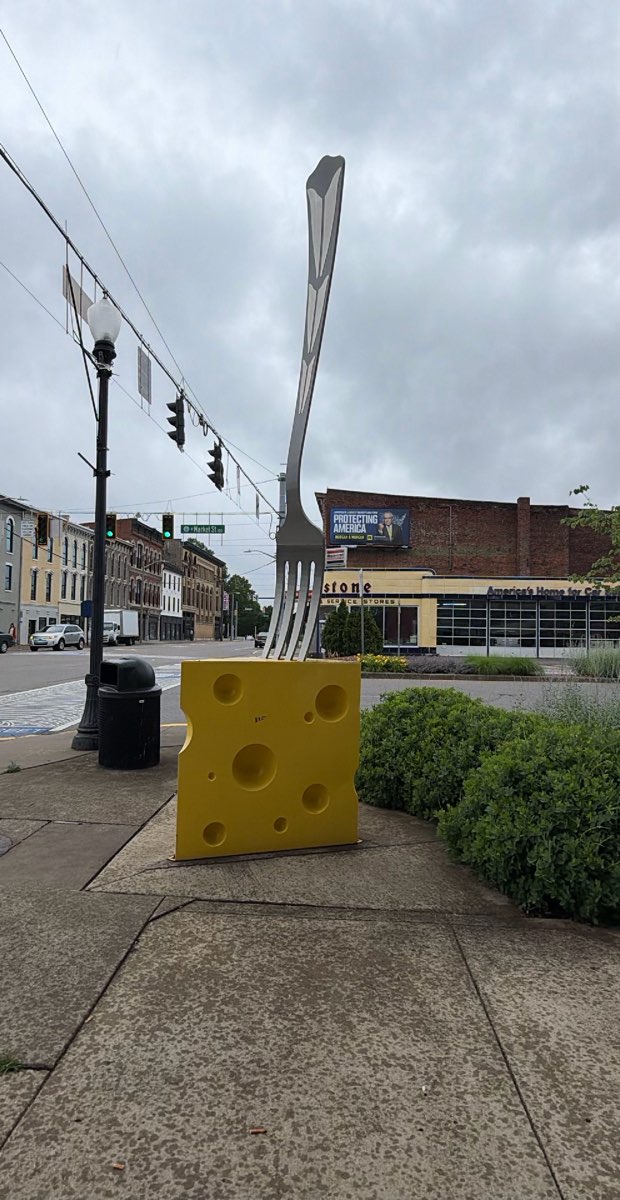 Fotografii ale vânătorii de comori din New Albany, Indiana