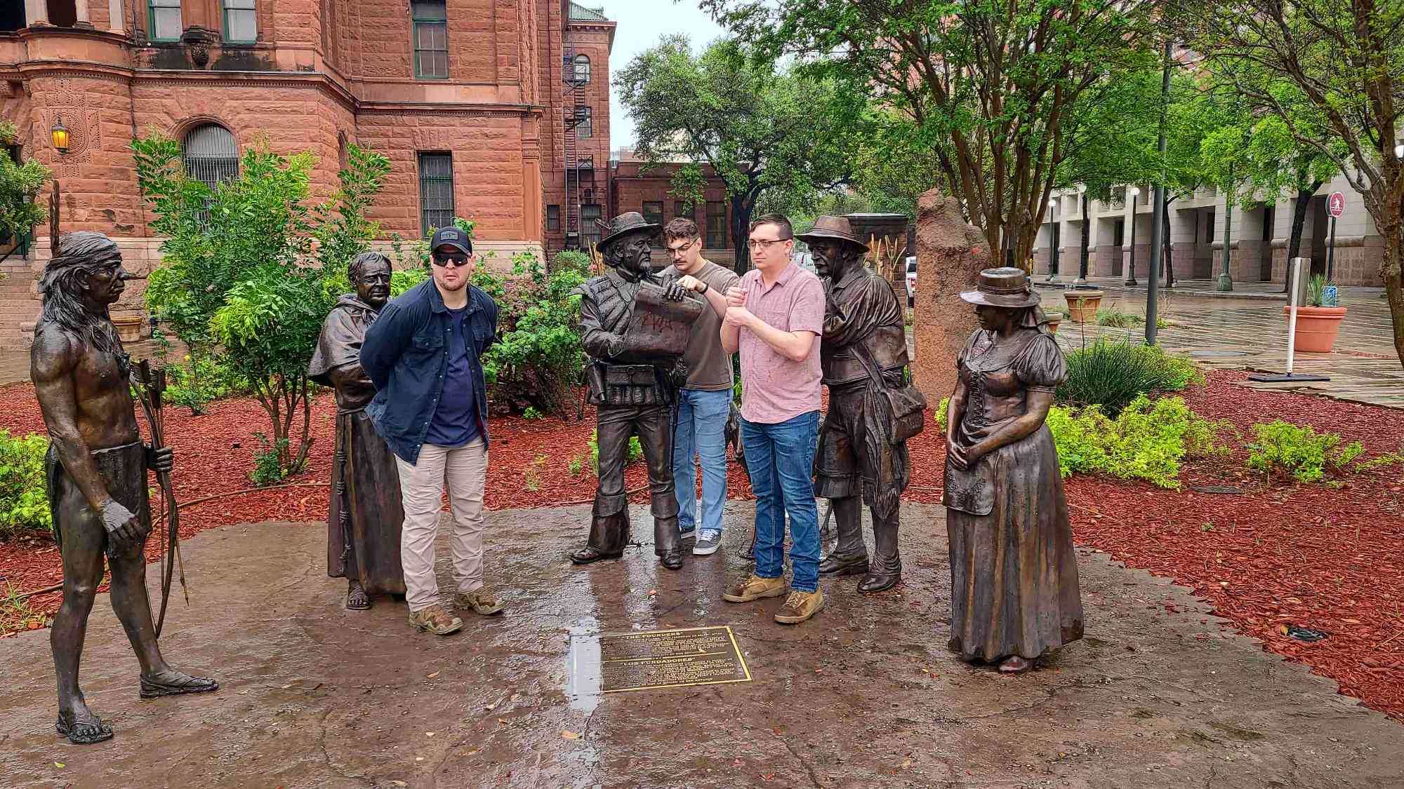 &Phi;&omega;&tau;&omicron;&gamma;&rho;&alpha;&phi;ί&epsi;&sigmav; &alpha;&pi;ό &tau;&omicron; San Antonio Texas Scavenger Hunt