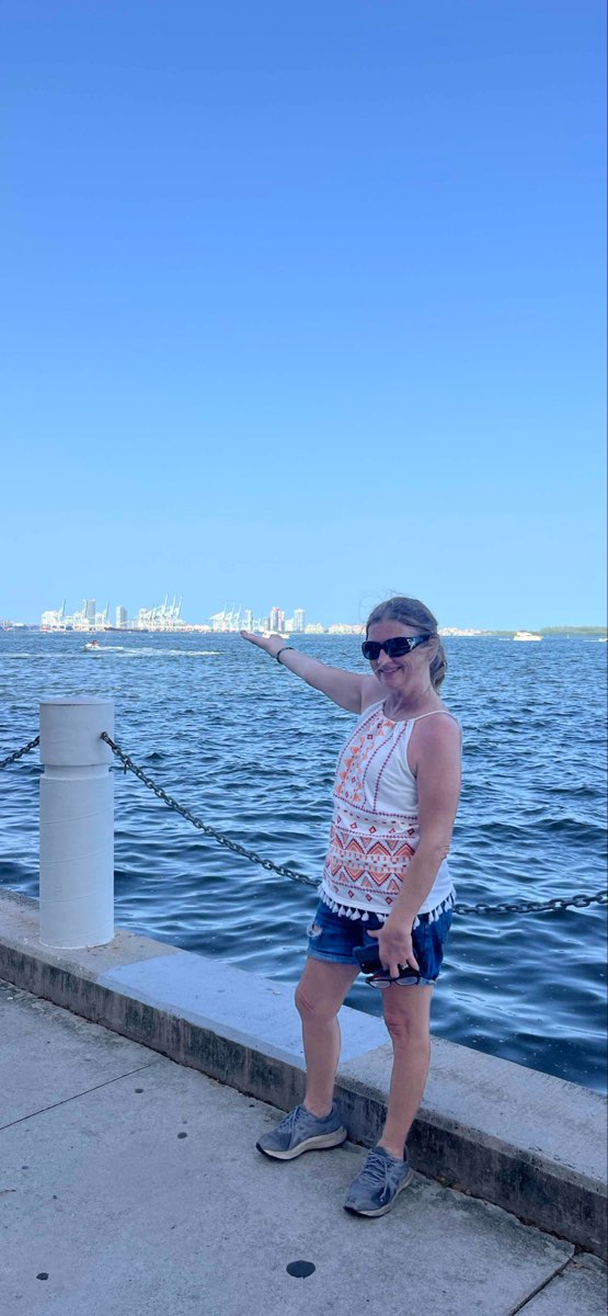 Miami Florida Art Walk scavenger hunt photos