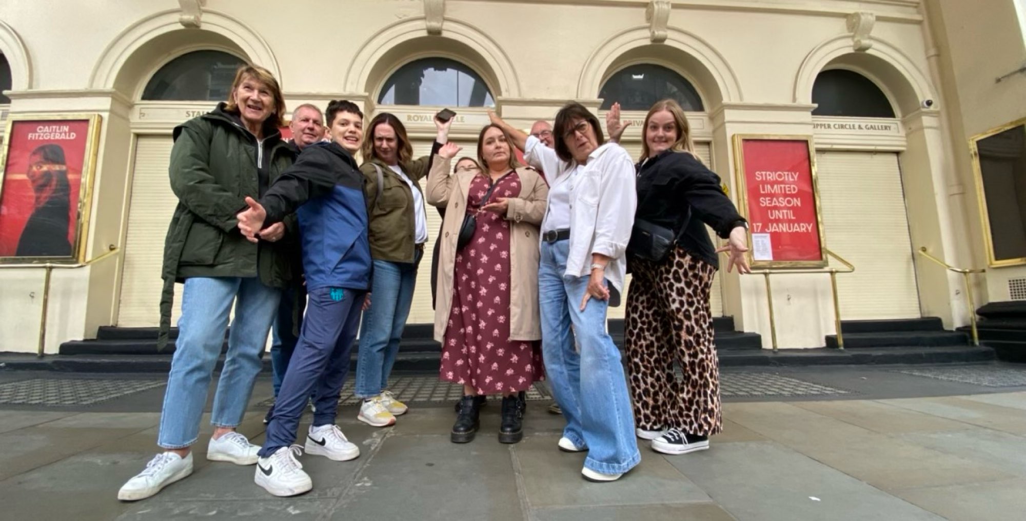 team building scavenger hunt