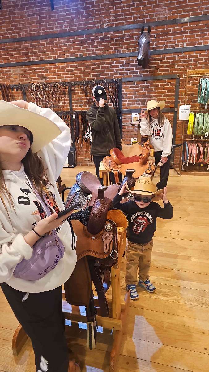 Pendleton Oregon Scavenger Hunt scavenger hunt photos