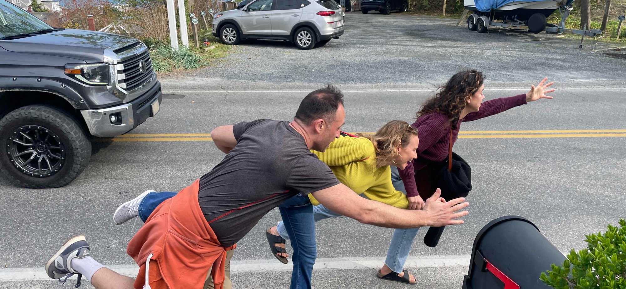 team building scavenger hunt