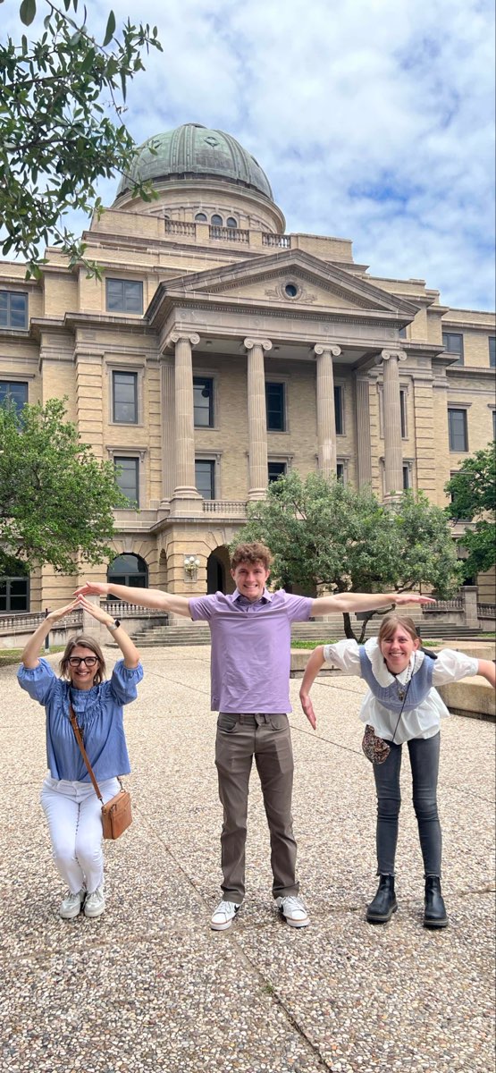 team building scavenger hunt