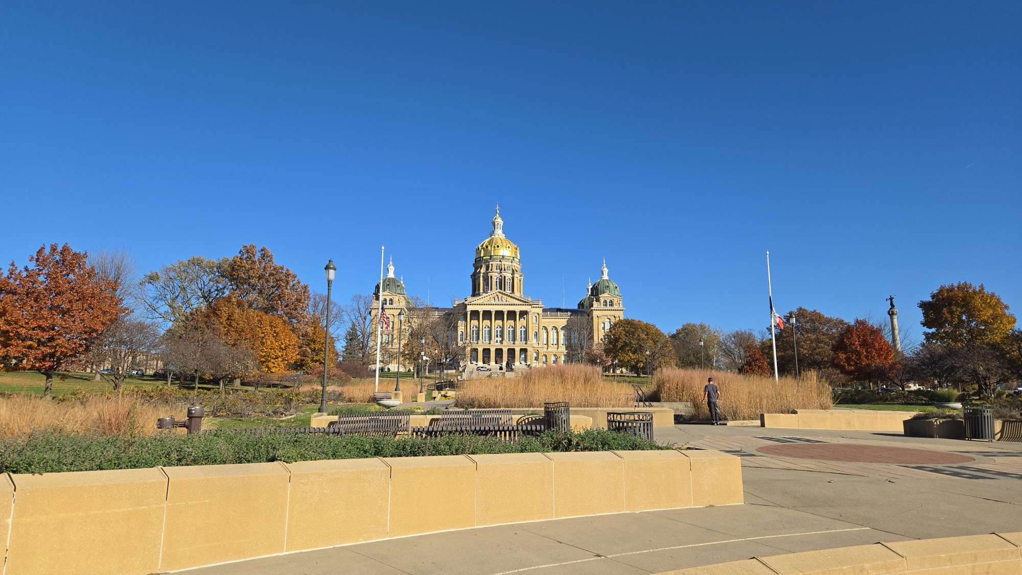 Des Moines Scavenger Hunt scavenger hunt photos