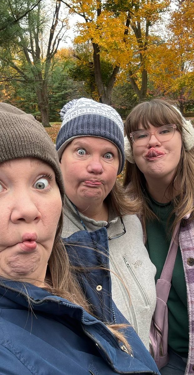 team building scavenger hunt