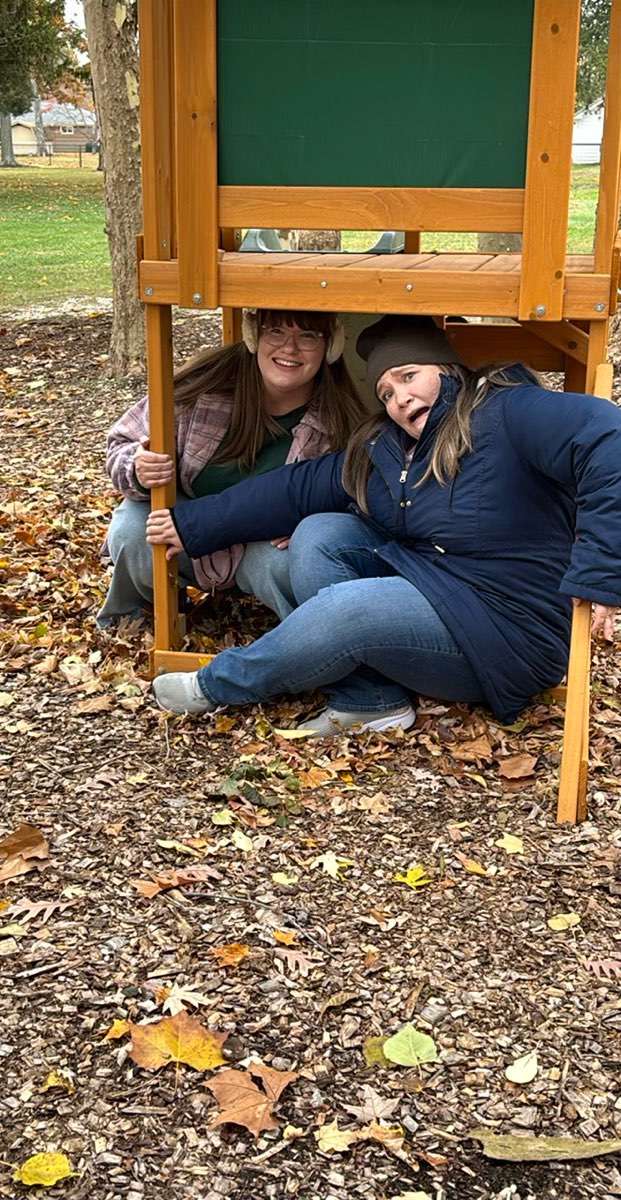 team building scavenger hunt