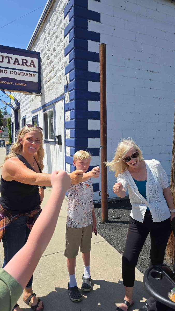 Sandpoint Scavenger Hunt scavenger hunt photos