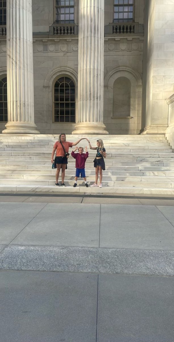 Denver Bar Crawl scavenger hunt photos