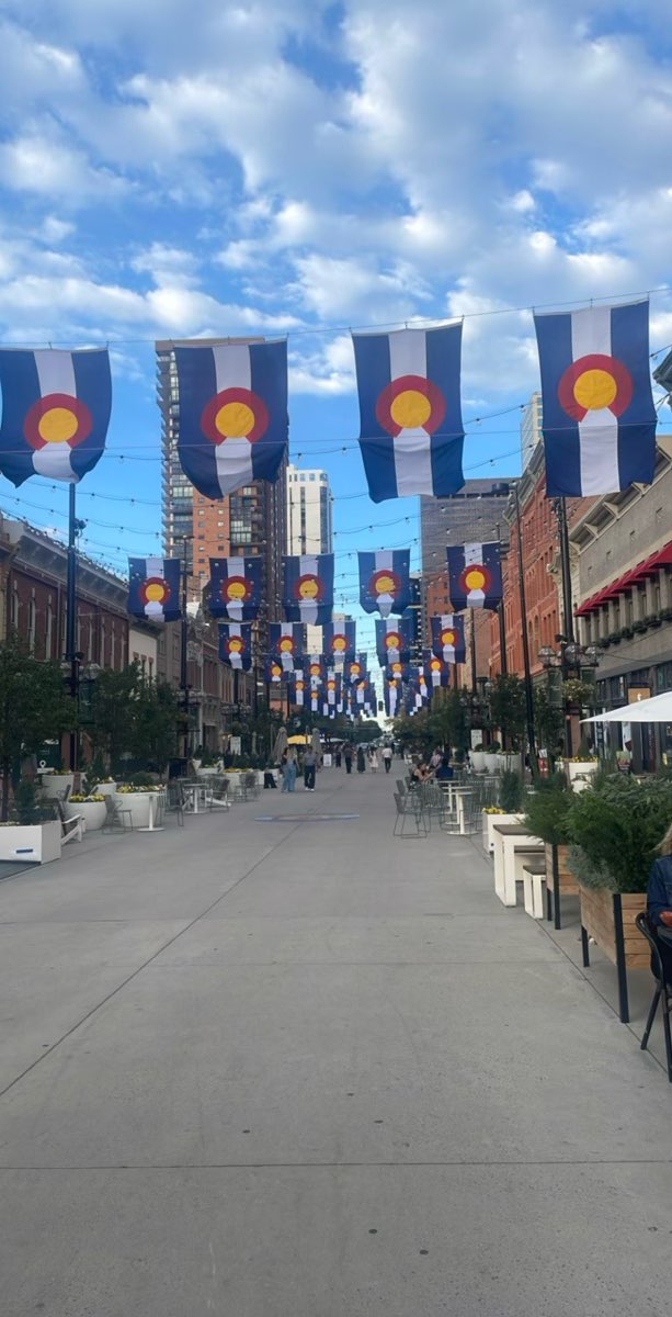 Denver Bar Crawl scavenger hunt photos