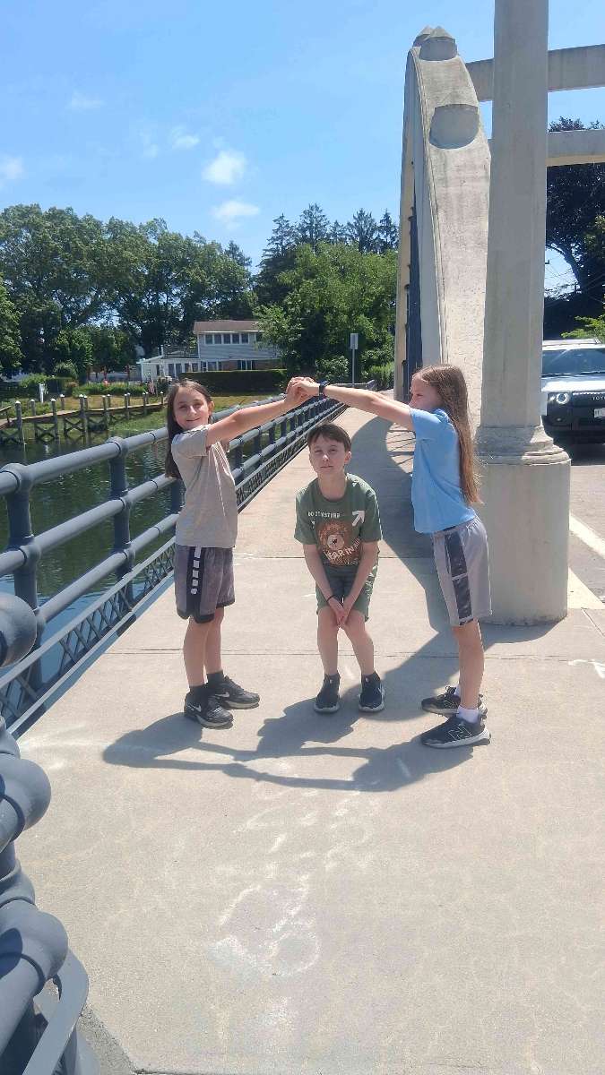 University of Rhode Island Scavenger Hunt scavenger hunt photos