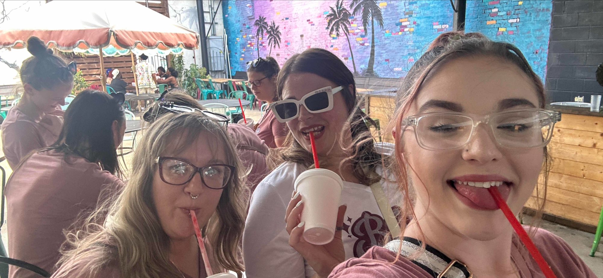 Saint Louis University Scavenger Hunt scavenger hunt photos