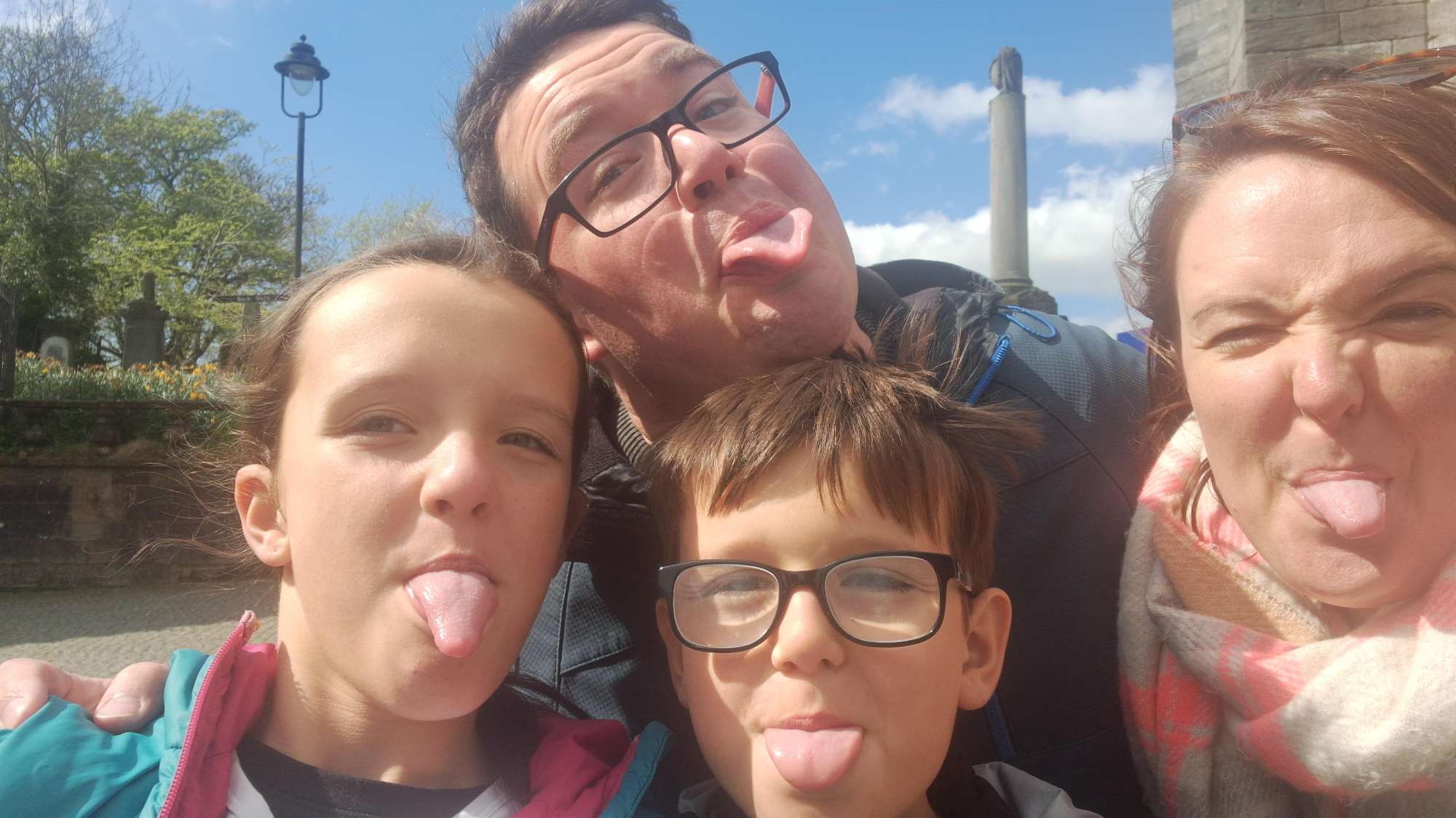 team building scavenger hunt