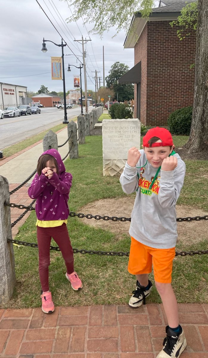 team building scavenger hunt