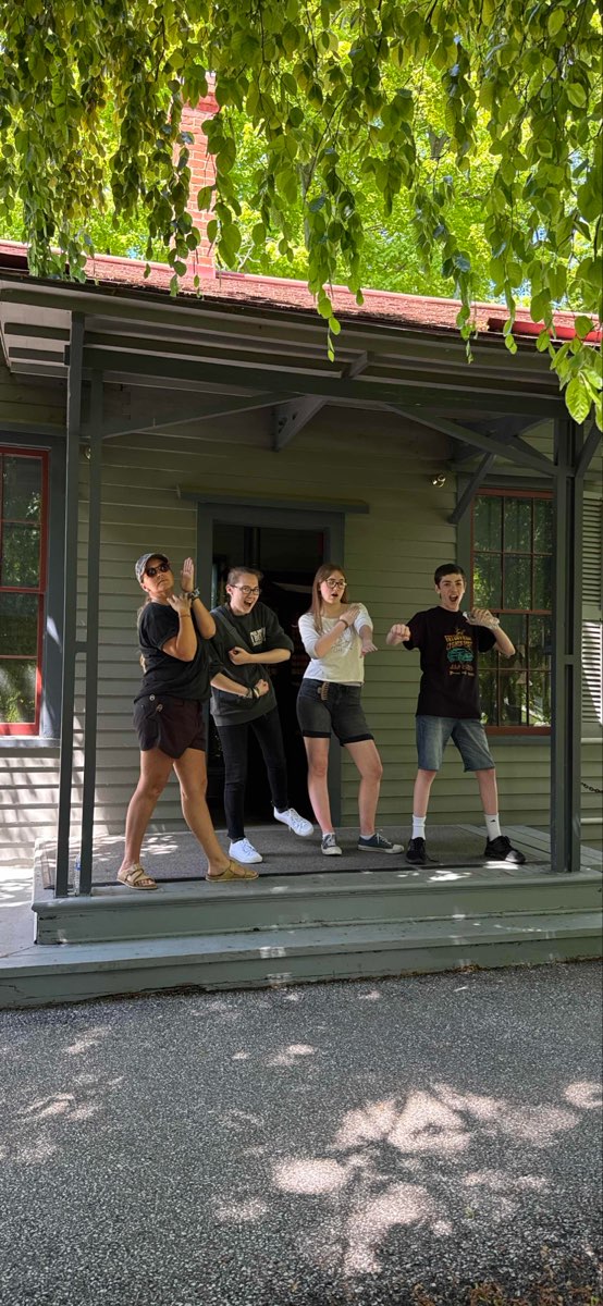 Foto's van de Mentor Scavenger Hunt