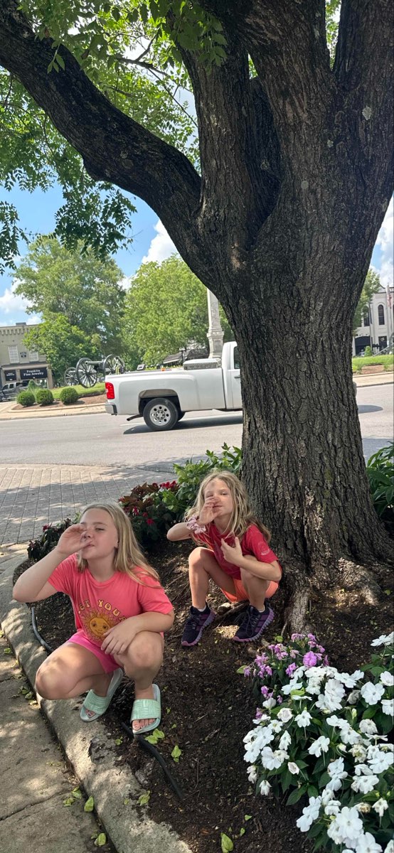 Hincheyville Scavenger Hunt scavenger hunt photos