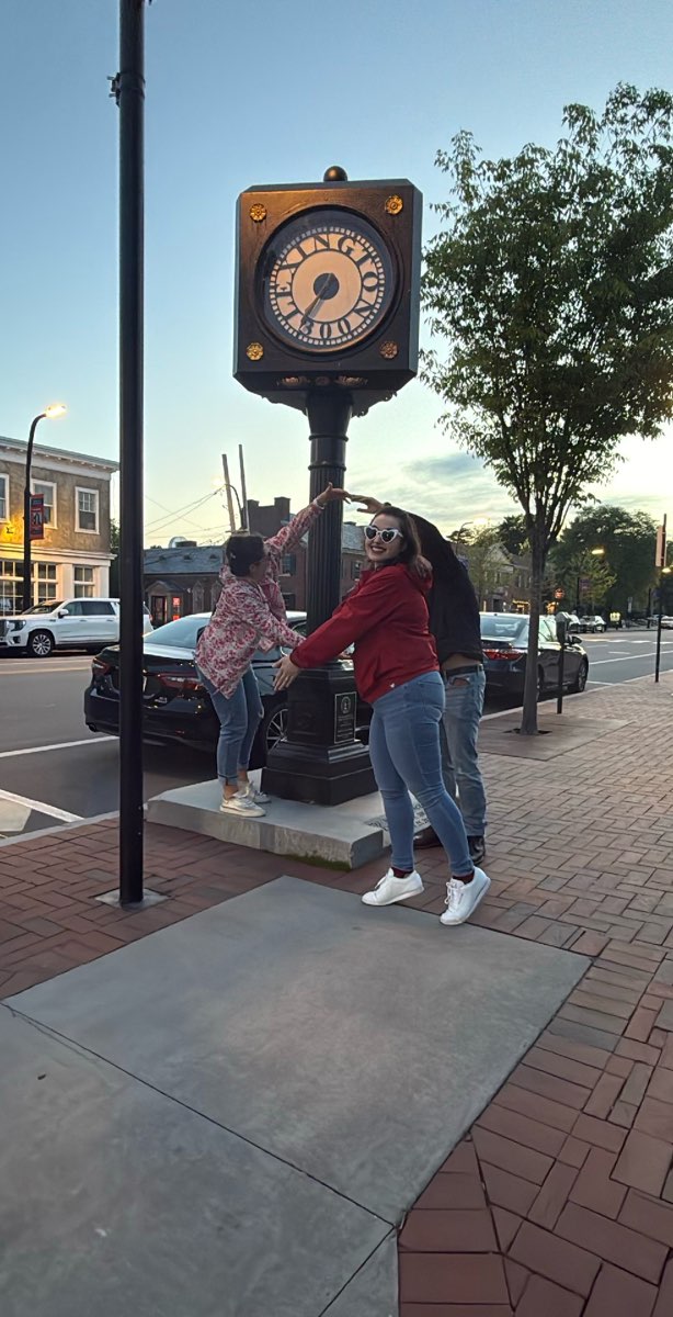 team building scavenger hunt