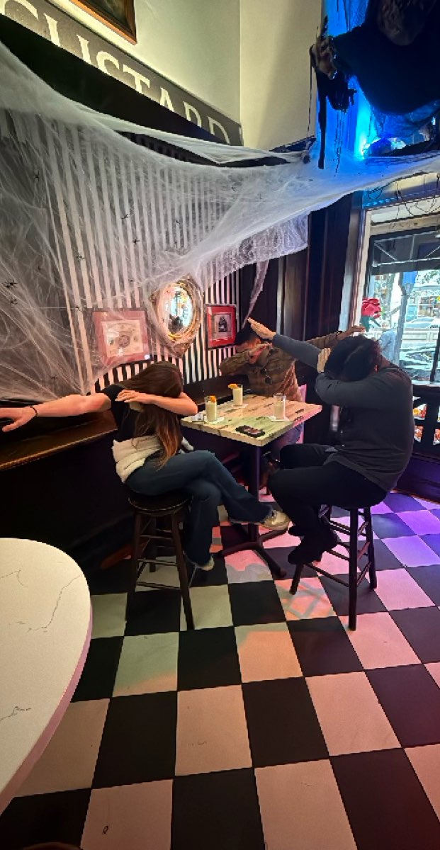 Washington DC Scavenger Hunt scavenger hunt photos