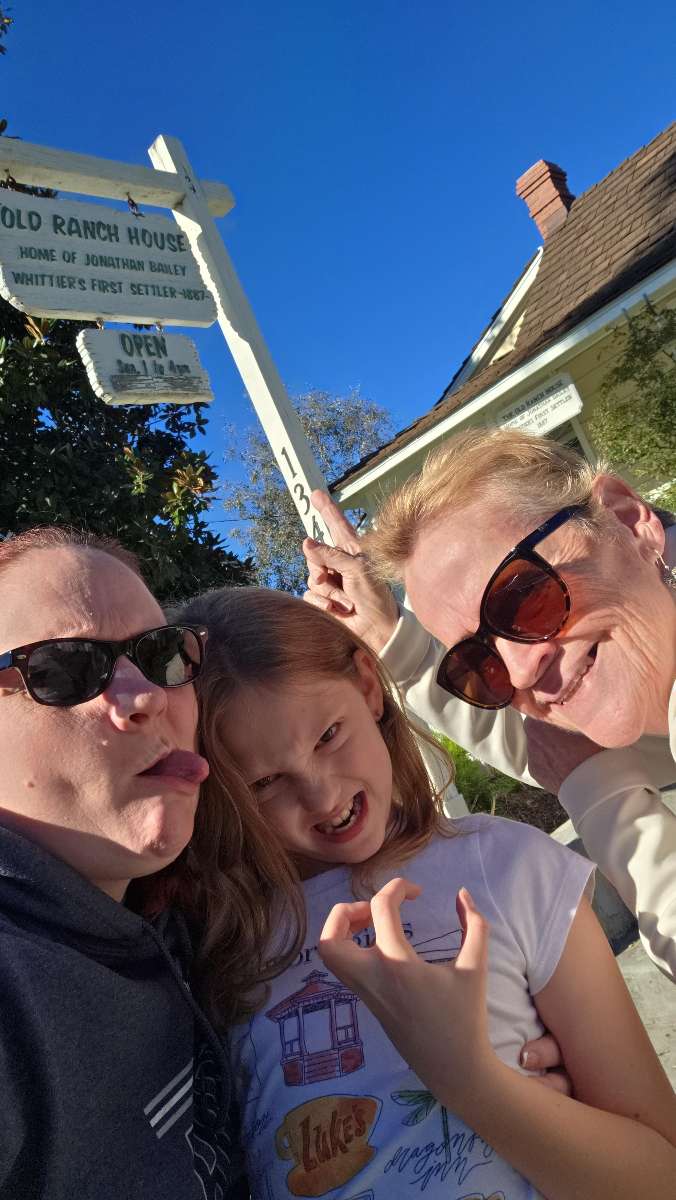 Whittier College Scavenger Hunt scavenger hunt photos