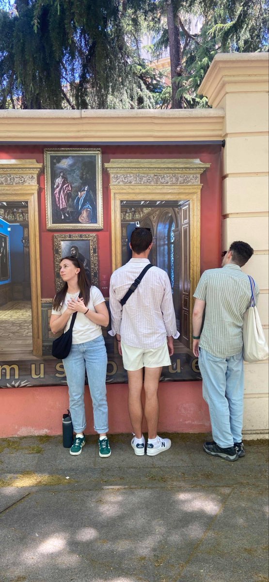 Chamberi Scavenger Hunt scavenger hunt photos