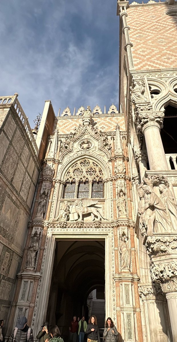 Giudecca scavenger hunt foton