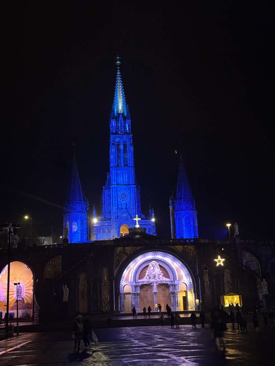 รูปภาพการล่าสมบัติลูร์เดส