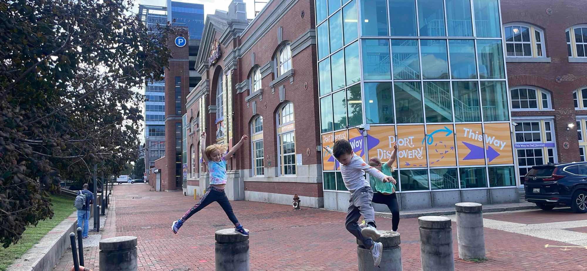 Baltimore Ghost Tour scavenger hunt photos