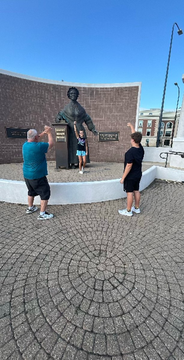 Battle Creek Scavenger Hunt scavenger hunt photos