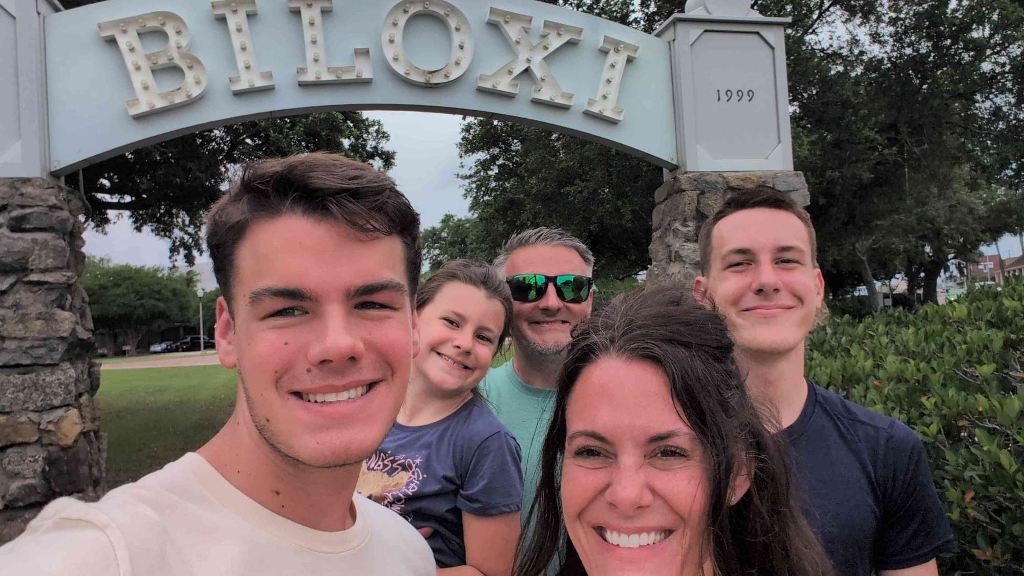 team building scavenger hunt