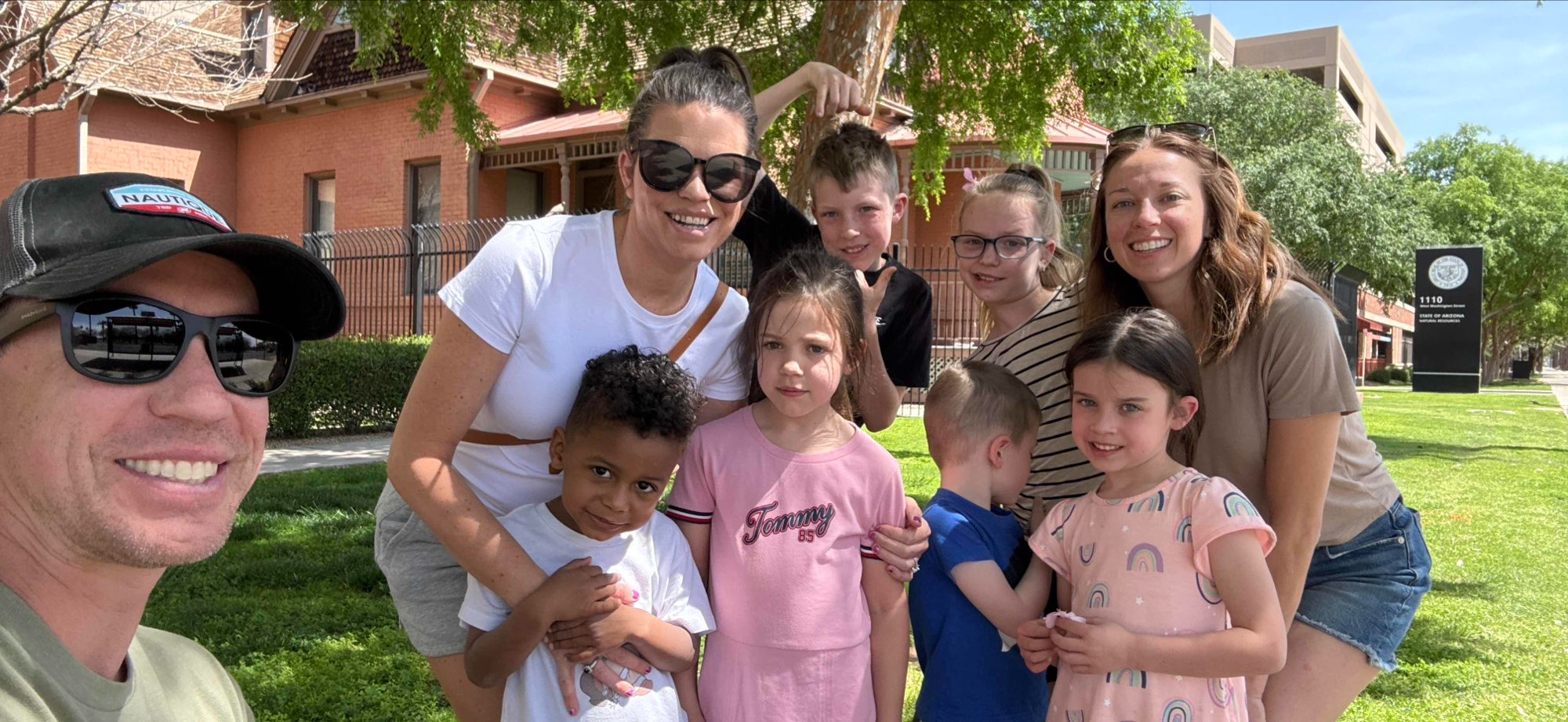 team building scavenger hunt