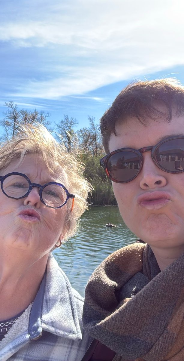 team building scavenger hunt