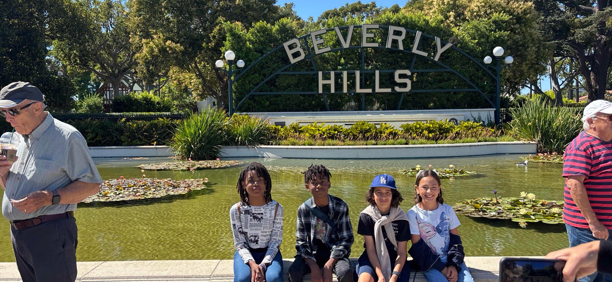 ภาพถ่าย Beverly Hills Scavenger Hunt scavenger hunt